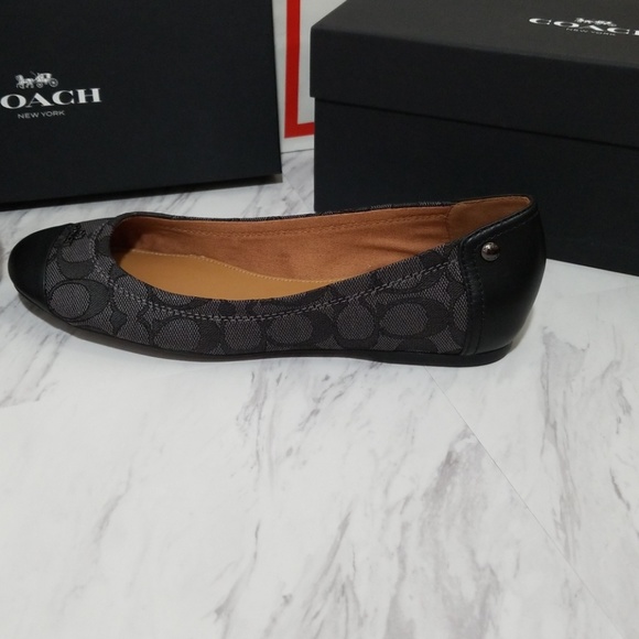 NIB!  COACH BALLET FLATS - Picture 2 of 6